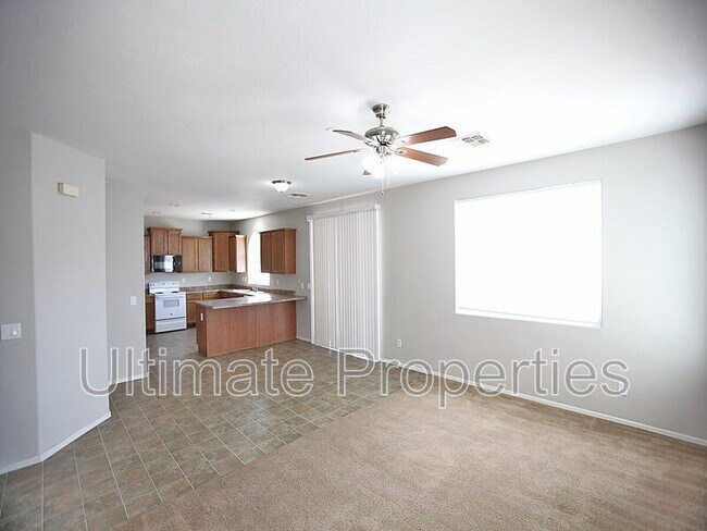 Foto del edificio - 8759 W Washington St