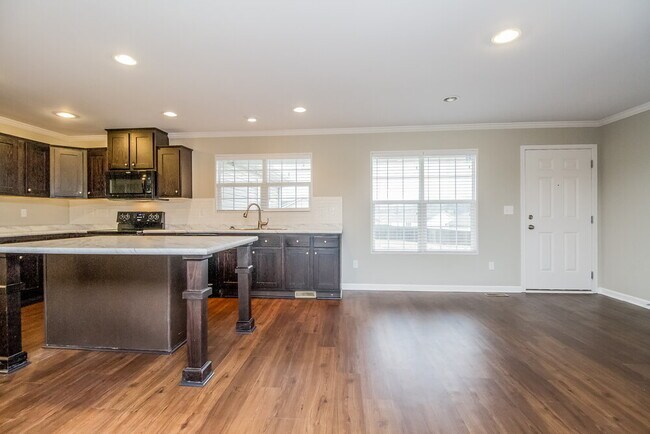 Foto del edificio - 2003 Vancroft Cir