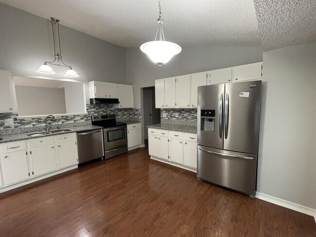Building Photo - 5239 Granite Dr