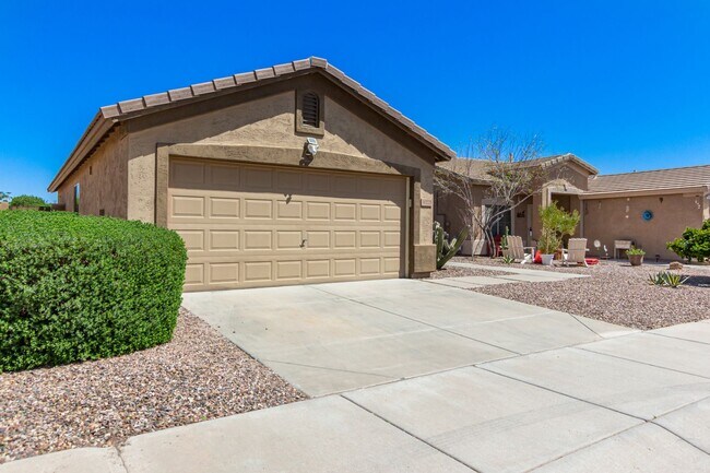 Foto del edificio - Stunning 3 Bed/2 Bath Home in Gated Community in Johnson Ranch