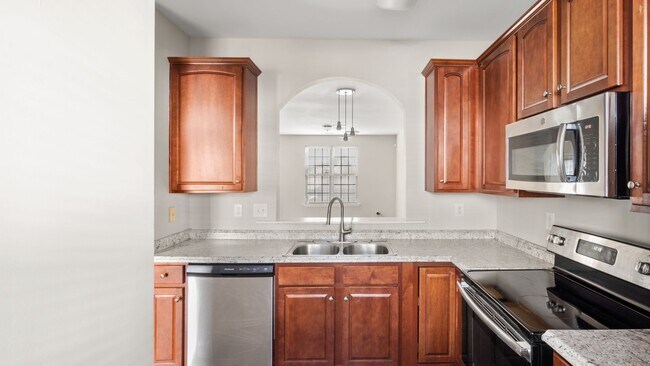 Foto del edificio - Newly Renovated Townhome in Regent Park