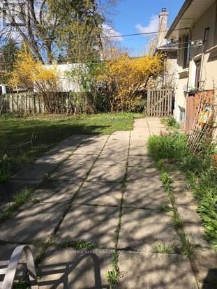 Photo du bâtiment - 410 Becker Rd