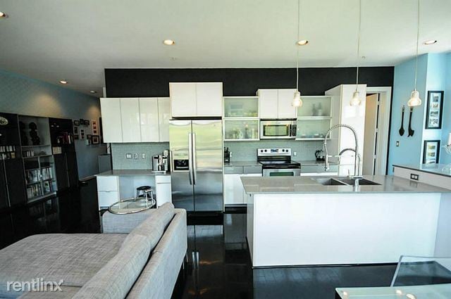 Building Photo - 2 br, 2 bath Condo - 207 Pierce St