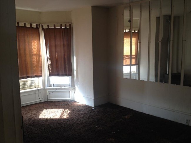 Foto del edificio - 403 B Greenwood Ave