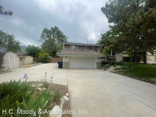 Building Photo - 5 br, 3 bath House - 8807 S. Alta Canyon Dr.