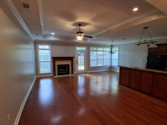 Building Photo - 3 Bedroom, 2 Bath Home in Valdosta