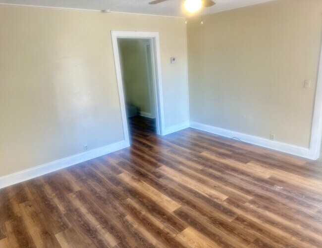 Foto del edificio - 214 Mara St