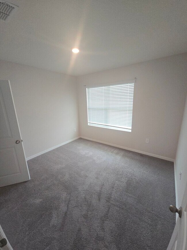 Foto del edificio - Gorgeous 3-Bedroom, 2-Bathroom Townhouse in Bradenton