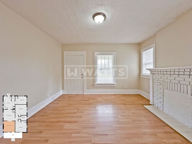 Foto del edificio - 3-Bedroom House in East Lake.