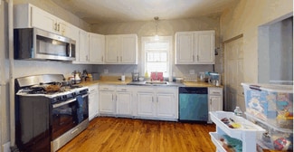 Building Photo - 13 Winship St
