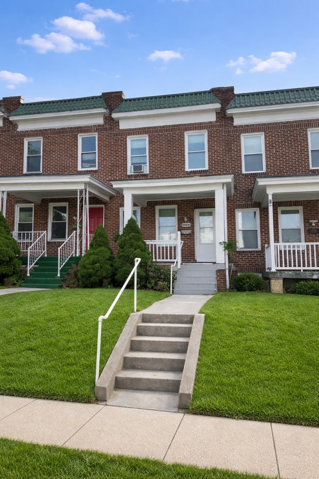 Building Photo - 3309 Presstman St