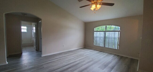 Building Photo - 4047 Cannon Ct