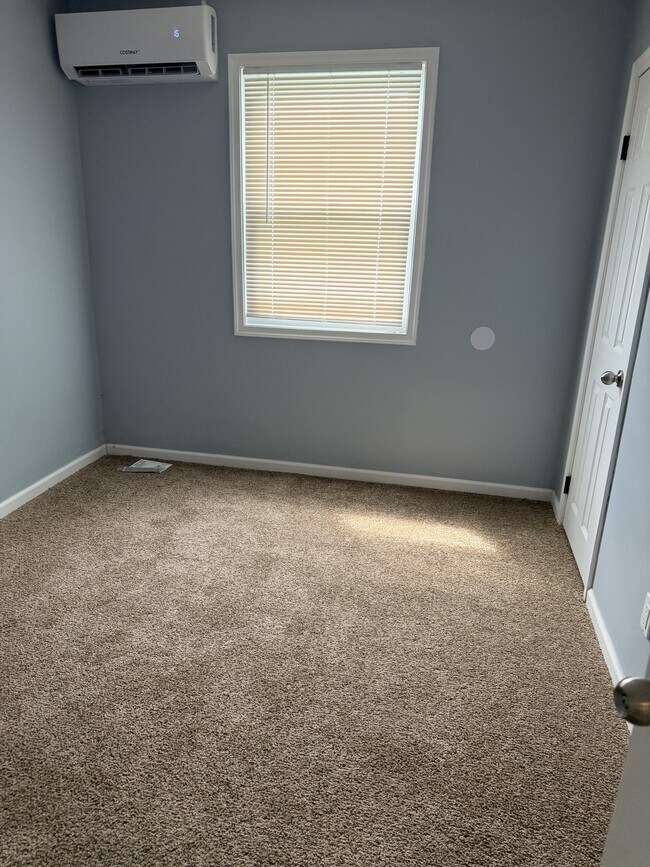 Building Photo - 440 Morehouse Dr