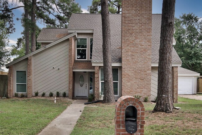 Foto del edificio - 5111 Pinewilde Dr