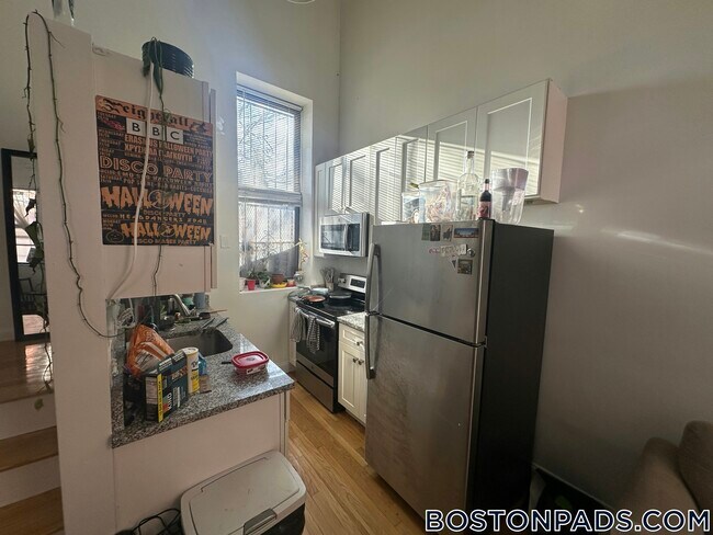 Foto del edificio - 168 Northampton St