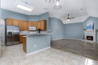 Building Photo - 28610 Hidden Cove Dr