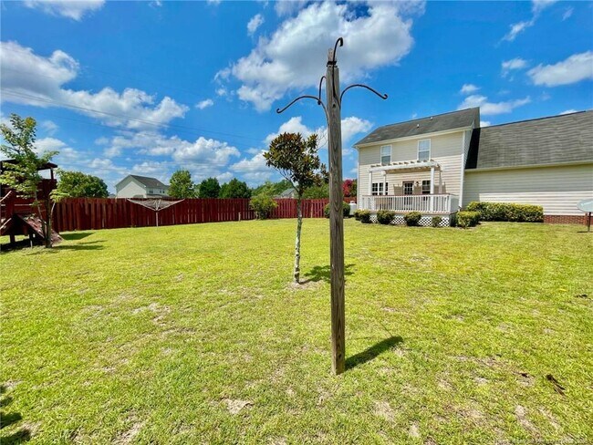 Foto del edificio - 4113 Redspire Ln