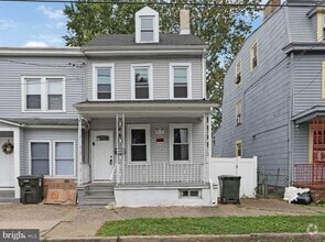 Building Photo - 133 E Federal St