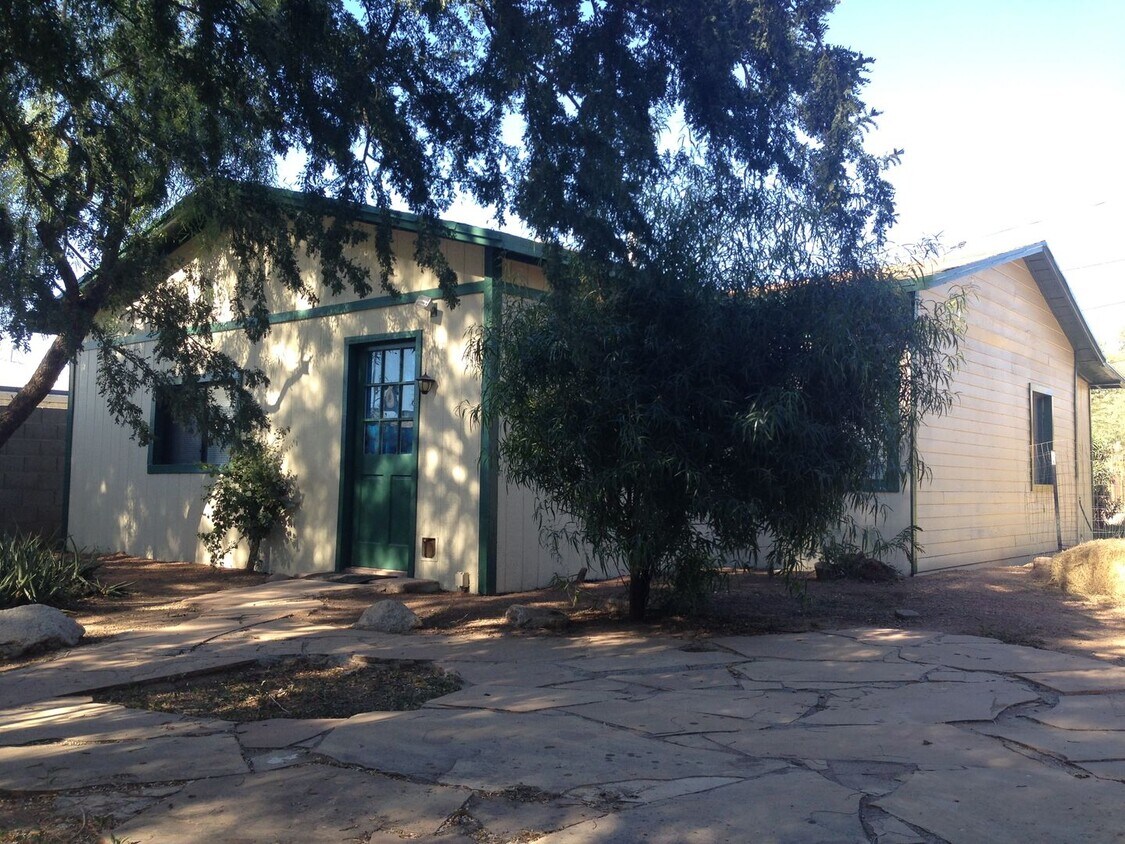 A nice one bedroom/ one bath home for rent. - A nice one bedroom/ one bath home for rent.