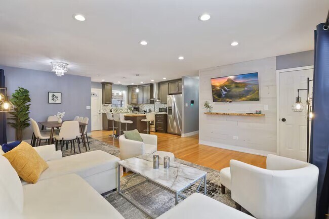 Foto del edificio - 777 N Lombard St