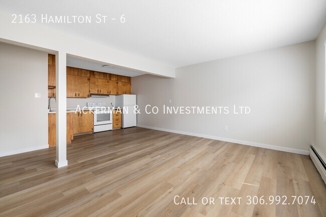 Building Photo - 2163 Hamilton St