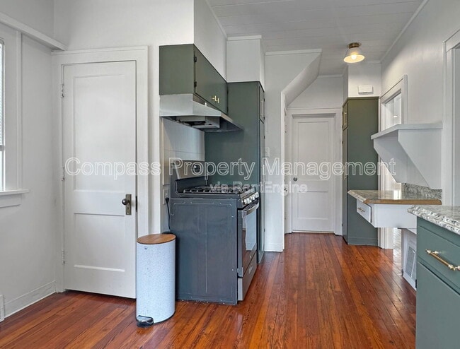 Building Photo - 1462 Walker Ave NW