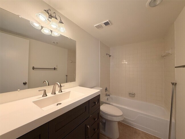 Foto del edificio - 9303 Hammerly Blvd