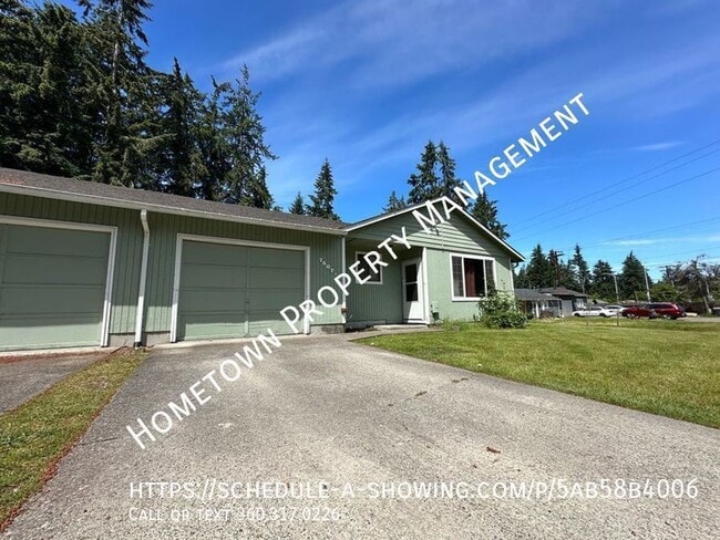 Building Photo - 2 Bedroom 2 Bath Duplex with Garage in Lac...