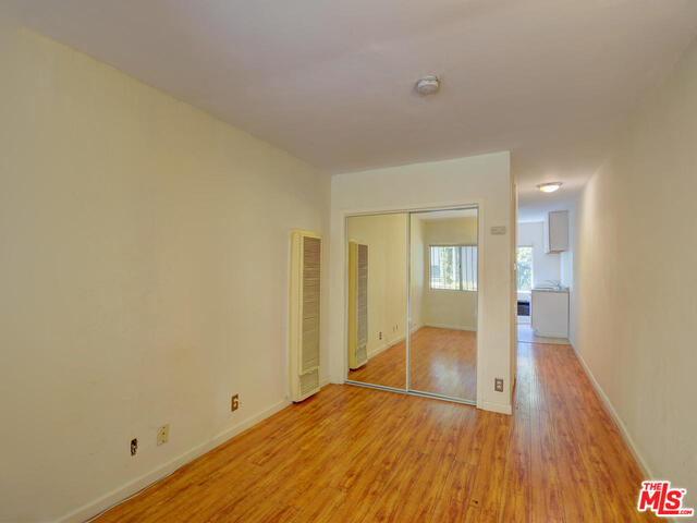 Building Photo - 1540 N Fuller Ave