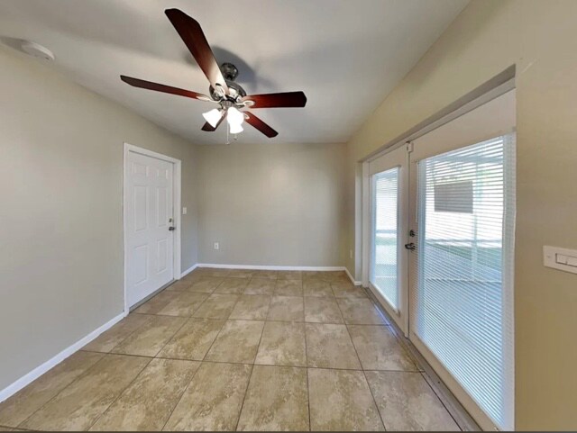 Foto del edificio - 10321 SW 156th St