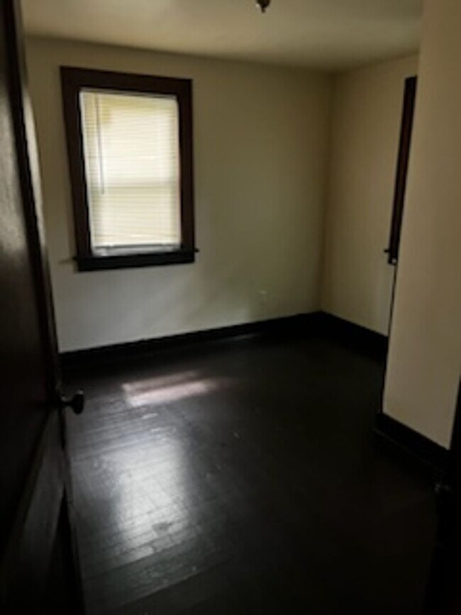 Building Photo - Home for Rent
