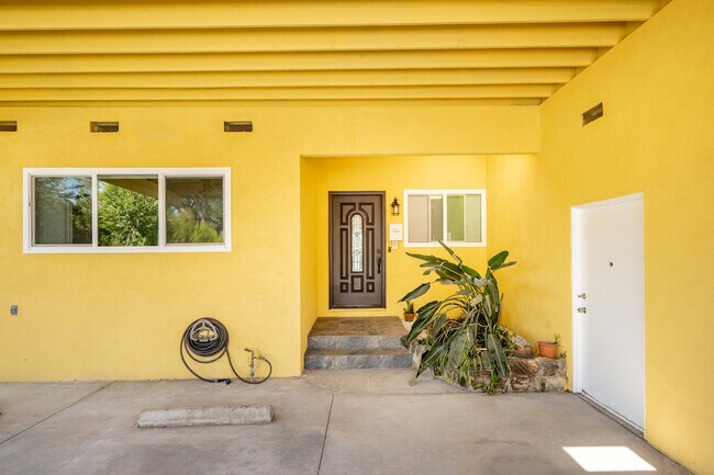 Building Photo - 19558 Gault St