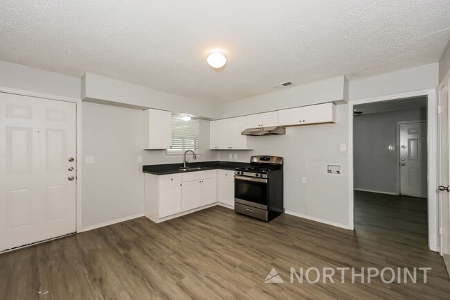 Building Photo - 2 BR/1BA | Newly Renovated Single Family Home | 1-Car Covered Parking | Gated backyard