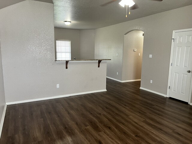 Foto del edificio - 217 Regency Dr