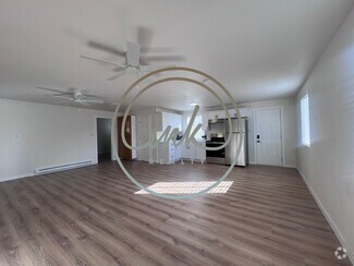 Building Photo - 969 Riverview Dr