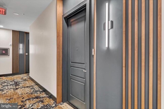 Foto del edificio - 6803 Cameron Dr NW