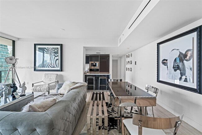 Foto del edificio - 1451 Brickell Ave
