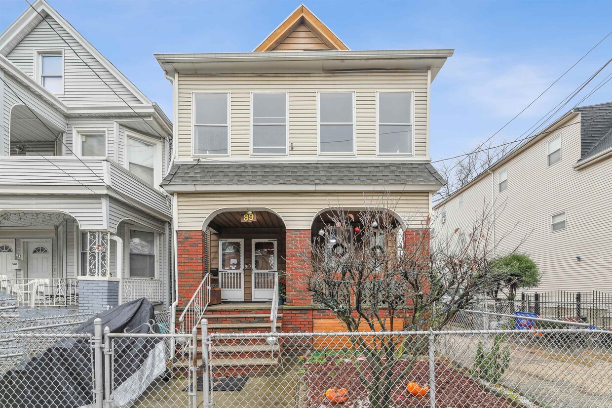 89 Wade St Unit 1, Jersey City, NJ 07305 Condo for Rent in Jersey