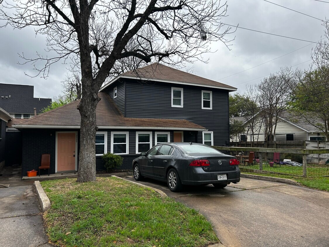 Foto principal - 3309 Harris Park Ave