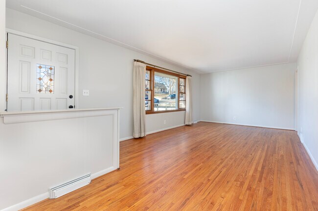 Foto del edificio - 3119 Sumter Ave S