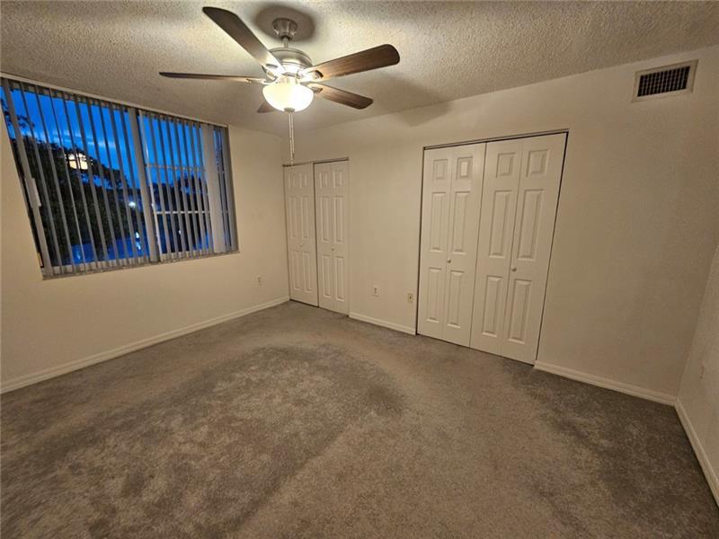 Building Photo - 12154 Saint Andrews Pl