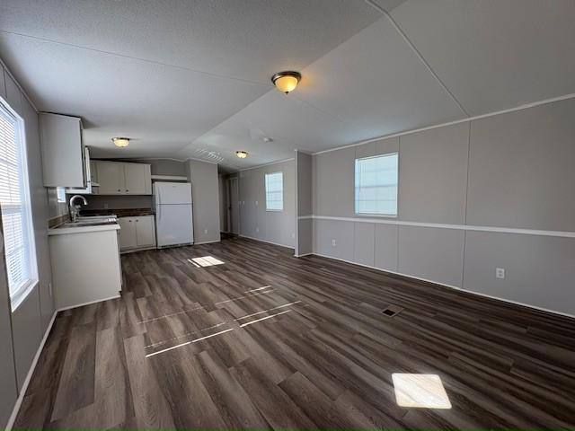 Foto del edificio - 11524 Meredyth St