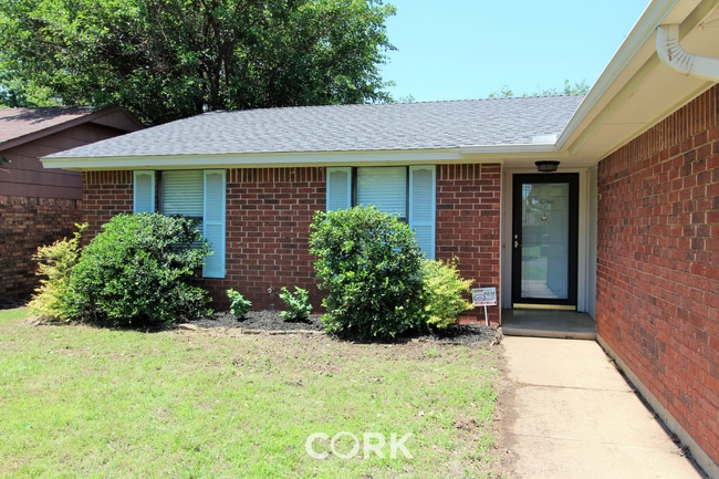 Photo - 1301 Del Norte Dr House