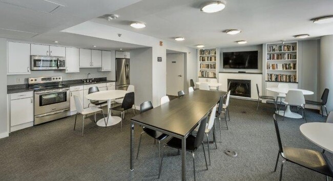 Building Photo - 150 Huntington Ave