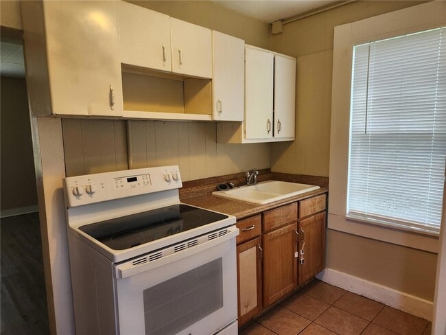 Building Photo - 4118 Windemere Pl
