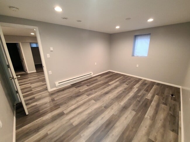 Foto del edificio - 8232 Noble Ave N