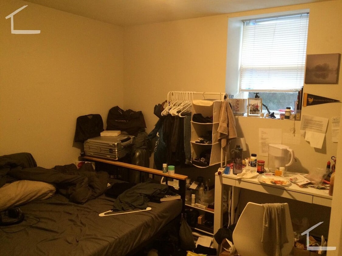 HUGE 4 bed 2 bath_Allston_9/1/26 - HUGE 4 bed 2 bath_Allston_9/1/26