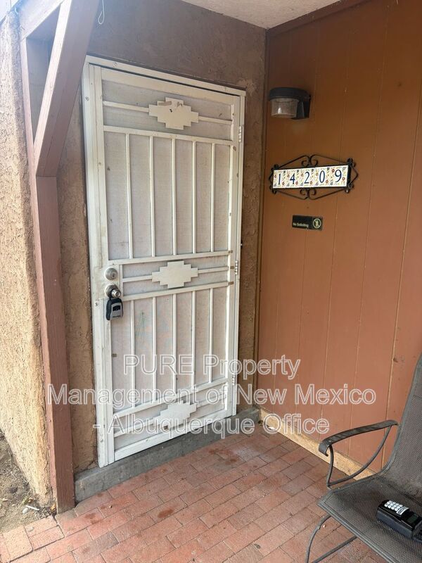 Foto del edificio - 14209 Turner Pl NE
