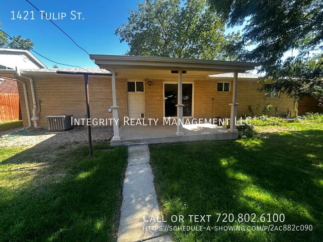 Building Photo - 1421 Tulip St