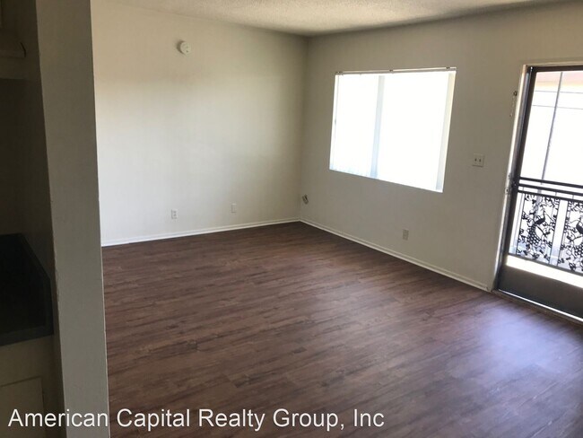 Building Photo - 10339 La Reina Ave